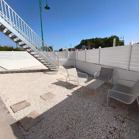 Terracotta, Neuf, Proche Royan&plages-calme&tt Equipe * Breuillet (Charente-Maritime)